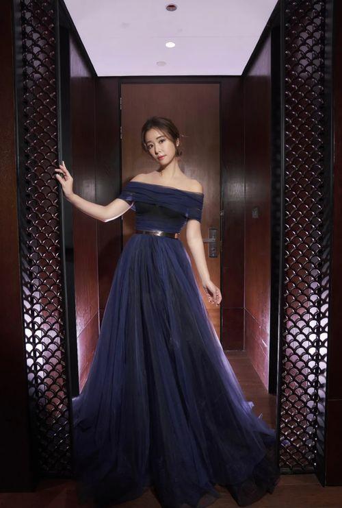 色肥熟女在线视频,激情四溢的私密世界