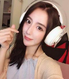 主播璃儿在线视频,魅力四溢，互动无限